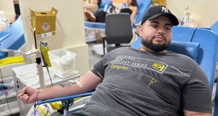 Mobiliza&ccedil;&atilde;o re&uacute;ne jovens e adolescentes no Hemosul neste s&aacute;bado e busca refor&ccedil;ar os estoques de sangue da Capital