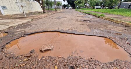 Obras de recapeamento tinham previsão de serem concluídas em setembro, mas não tiveram continuidade