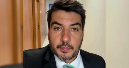 De acordo com Tavares, a intenção é proteger as famílias e coibir práticas que, segundo ele, violam o estatuto do servidor público
