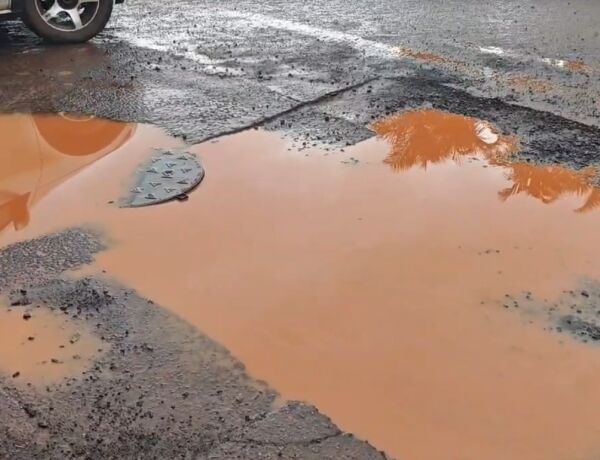 Os problemas estariam atingindo diferentes regi&otilde;es da cidade