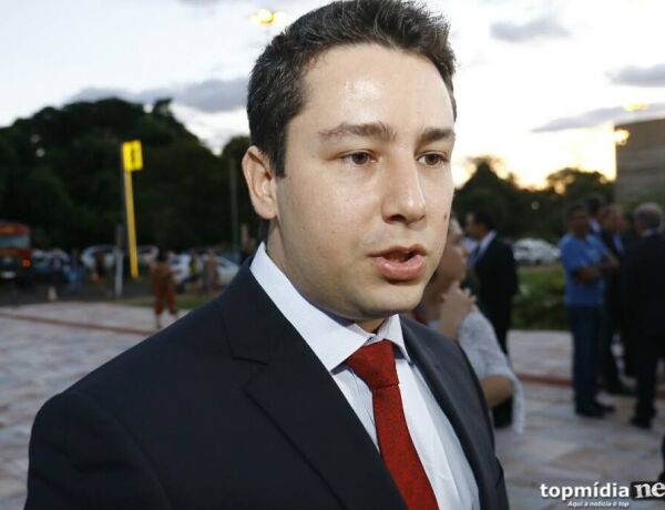 Justi&ccedil;a n&atilde;o consegue encontrar deputado para intima&ccedil;&atilde;o, nem na Assembleia Legislativa