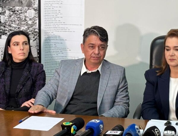 Interventor foi apresntado em coletiva 