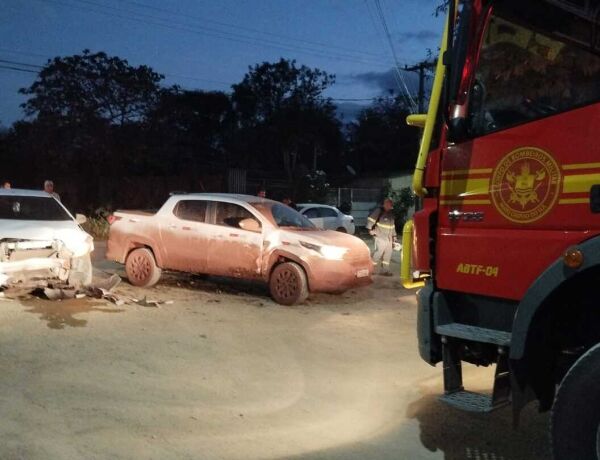 V&iacute;timas estavam sem cinto de seguran&ccedil;a e sofreram ferimentos na cabe&ccedil;a durante o impacto