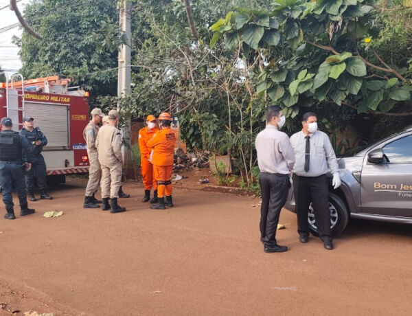 Filha, que &eacute; paciente psiqui&aacute;trica conviveu com corpo sem perceber que a m&atilde;e estava morta havia dias 