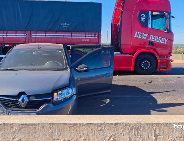 BR-163 fica congestionada ap&oacute;s acidente 