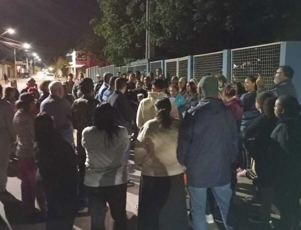 Comerciantes temem aumento de criminalidade e pedem servi&ccedil;os de sa&uacute;de e assist&ecirc;ncia social para o local