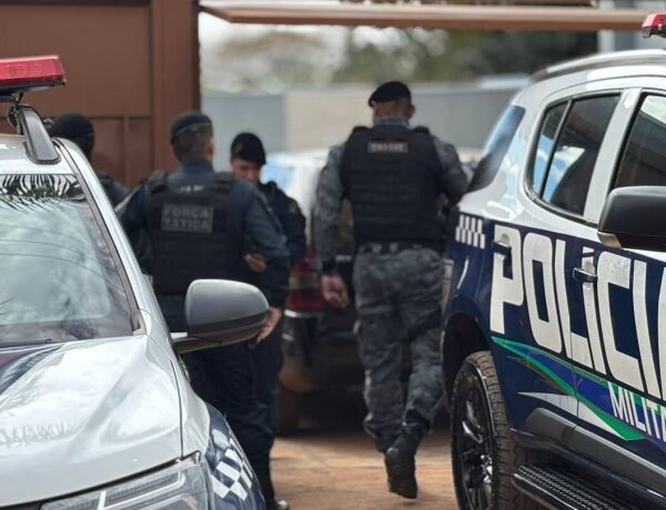 Interno entrou em uma casa onde estavam uma mulher e tr&ecirc;s crian&ccedil;as