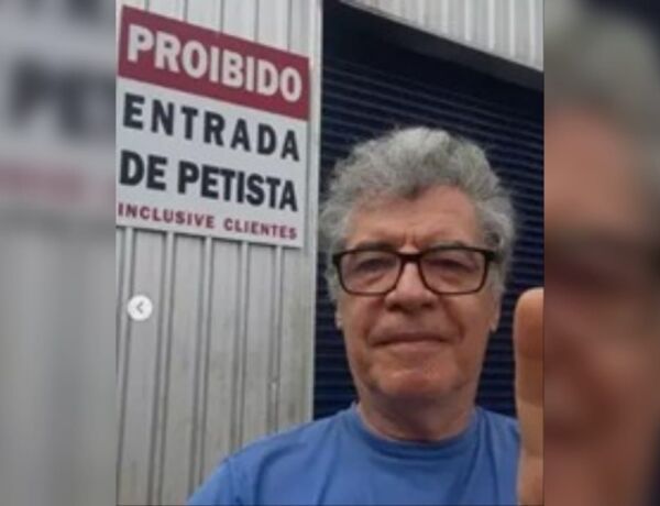 Paulo teria feito o ''L'' de Lula na imagem