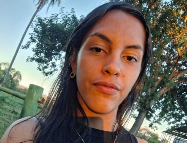 Sophia Tatiaan Braga foi vista pela &uacute;ltima vez na tarde deste s&aacute;bado e, desde ent&atilde;o, a fam&iacute;lia n&atilde;o consegue mais contato