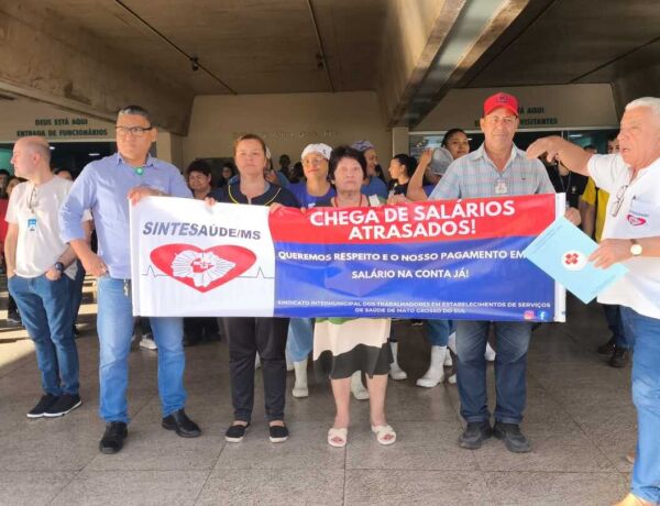 Funcion&aacute;rios temem chegar o Dia dos Pais sem dinheiro na conta