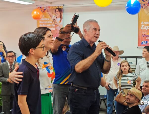 Azambuja afirmou que Fl&aacute;vio come&ccedil;a campanha com foco em pautas nacionais e em uma disputa propositiva