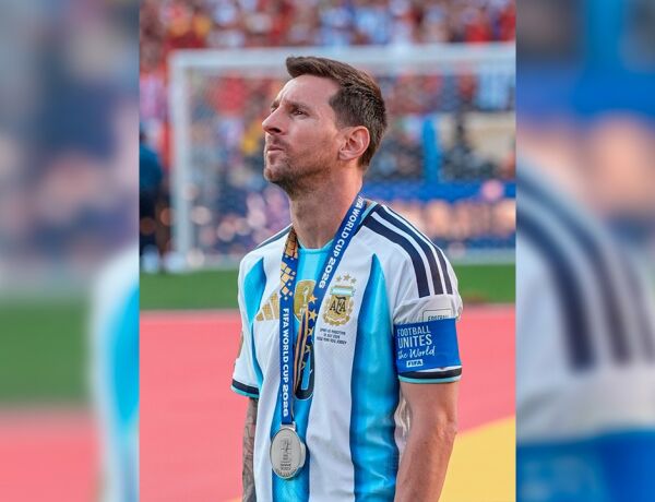 Craque anuncia fim da trajet&oacute;ria pela sele&ccedil;&atilde;o ap&oacute;s conquistar a Copa do Mundo de 2022