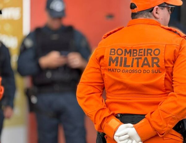 Volunt&aacute;rios s&atilde;o homenageados pela corpora&ccedil;&atilde;o nesta segunda-feira