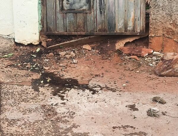 Corpo estaria no local havia cerca de quatro a cinco dias, segundo a pol&iacute;cia