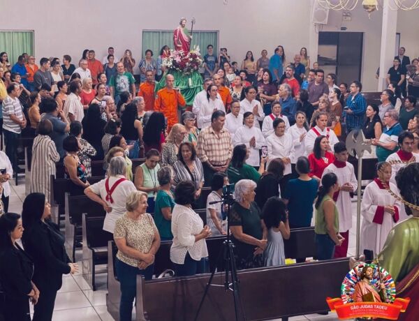 Com 11 dias de celebra&ccedil;&otilde;es e barraquinhas tem&aacute;ticas no Jardim Am&eacute;rica, evento mobiliza fi&eacute;is para refor&ccedil;ar o estoque do Hemosul