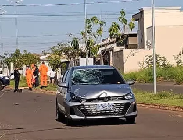 V&iacute;tima estava em uma bicicleta el&eacute;trica quando carro bateu nela 