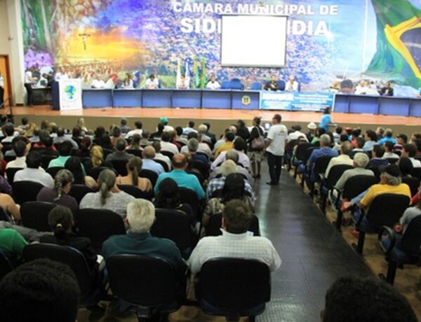 C&acirc;mara e prefeitura ser&atilde;o investigados 