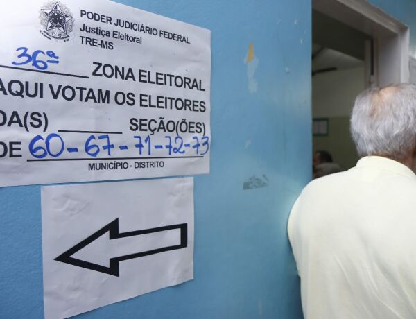 A vota&ccedil;&atilde;o ser&aacute; das 7h &agrave;s 16h, no hor&aacute;rio de Mato Grosso do Sul; a disputa pela Presid&ecirc;ncia ser&aacute; entre Luiz In&aacute;cio Lula da Silva (PT) e Fl&aacute;vio Bolsonaro (PL)