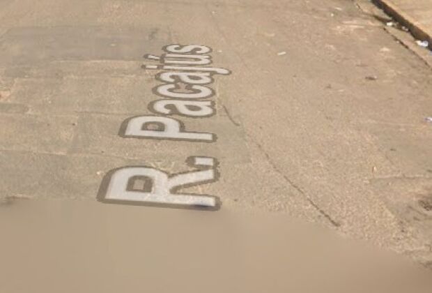 As crian&ccedil;as foram levadas pelo local ap&oacute;s a aula, sem roupas adequadas para o frio, e ficaram no estabelecimento at&eacute; de madrugada
