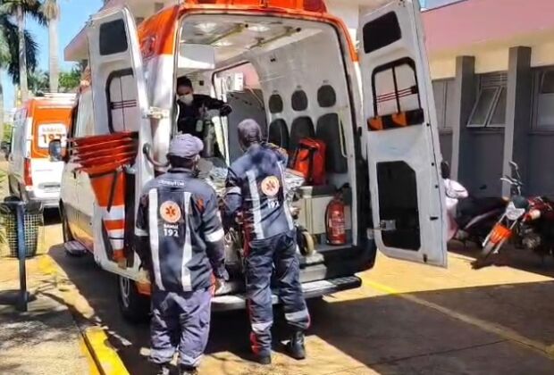 A v&iacute;tima foi socorrida em estado grave e levada para o Hospital da Vida 
