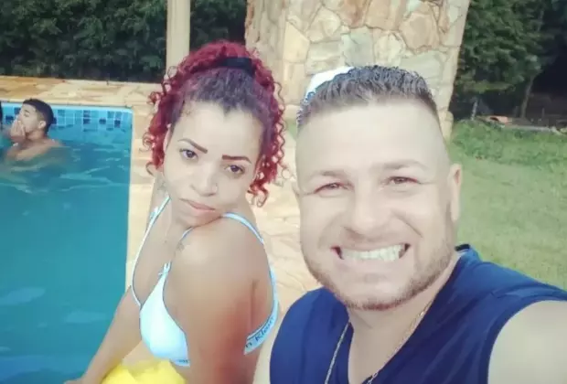 Gilberto Nogueira, conhecido como Tony, teve o p&ecirc;nis amputado pela companheira ap&oacute;s ela descobrir trai&ccedil;&atilde;o. Eles ainda est&atilde;o juntos