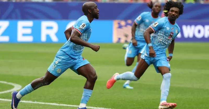 O gol foi marcado contra Portugal e entrou para a hist&oacute;ria ao fazer o primeiro gol da sele&ccedil;&atilde;o congolesa em Mundiais