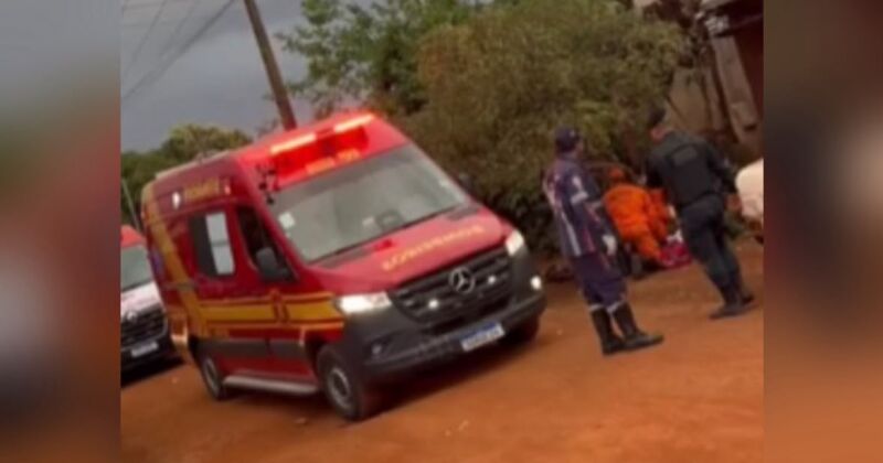 O Corpo de Bombeiros chegou a ser acionado, mas, ao chegar no local, a v&iacute;tima j&aacute; estava sem sinais vitais 