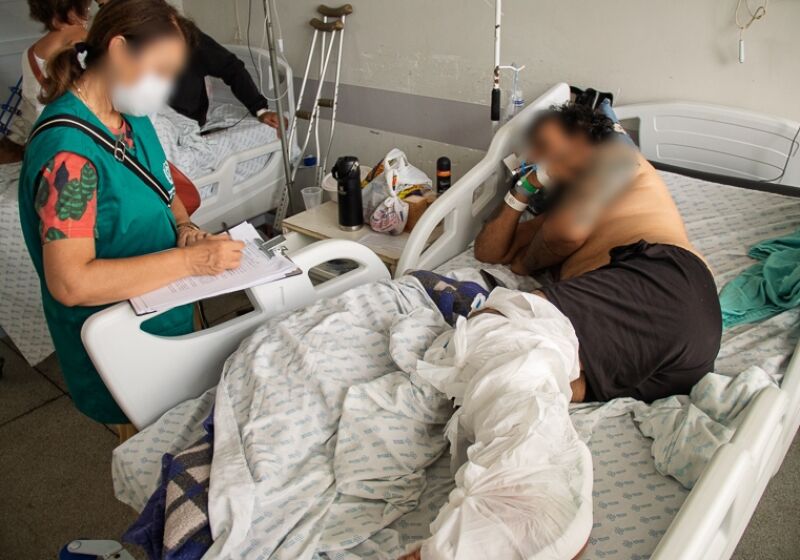 Sem previs&atilde;o de alta ou transfer&ecirc;ncia, crian&ccedil;as e idosos amargam meses de interna&ccedil;&atilde;o; audi&ecirc;ncia para buscar solu&ccedil;&otilde;es est&aacute; marcada para quinta-feira