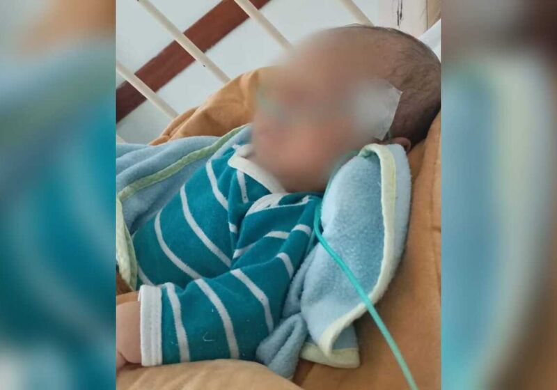 Beb&ecirc; est&aacute; internado desde a noite de ontem
