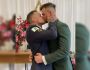 PM gay que teve arma recolhida celebra casamento e reforça que amor sempre vence