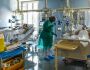 É gripezinha? Brasil beira os 400 mil mortos pela covid-19