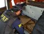 PRF apreende 400 kg de maconha em cabine e pneus de caminhão na fronteira