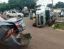 Mulher grita por socorro e caminhão desgovernado bate em cinco veículos na Capital