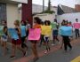 Após rapaz ser morto asfixiado, grupo faz protesto para conscientização sobre o racismo