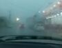 VÍDEO: chuva forte prejudica trânsito e motorista não enxerga nada no Coophavilla 2