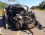 Acidente entre carro e carreta deixa três mortos na BR-262