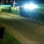 Câmera registra fuga de criminosos após furto de bateria de caminhão no Coophavila 