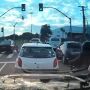 O condutor da caminhonete afirmou que levou ao impedir a fuga do motociclista ap&oacute;s a batida
