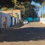 Ele revelou que estava sendo ameaçado por causa de dívida relacionada às drogas e foi aconselhado a deixar o bairro