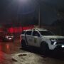 Esposo encontrou vítima desacordada na varanda da residência