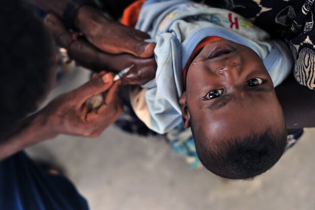 Mãe reclama de falta de vacina em posto; Sesau regulariza distribuição