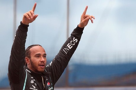 Hamilton conquista hepta e se iguala a Schumacher na Fórmula-1