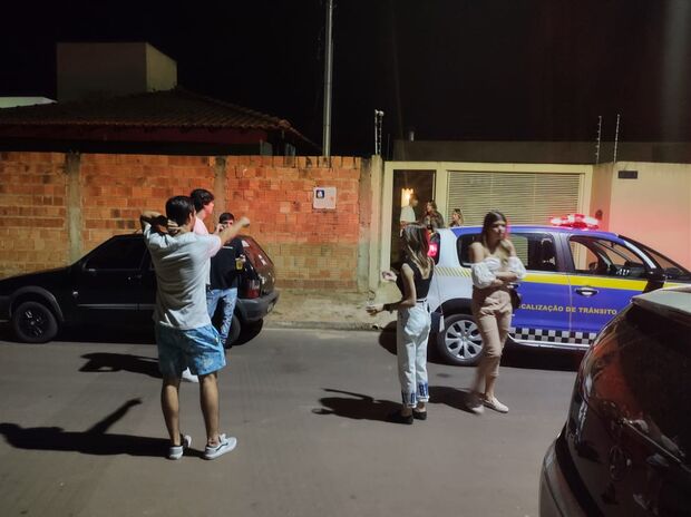 Mais de 200 comércios fechados pela Guarda em Campo Grande; 3 festas foram encerradas
