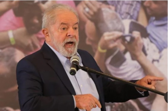 Lula se diz vítima da 'maior mentira jurídica' e ataca governo Bolsonaro