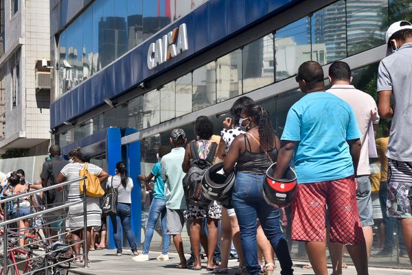 Precisa do Auxílio Emergencial? Veja como consultar ...