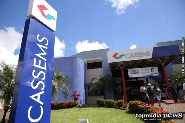 Cassems flexibiliza e retorna com visita a pacientes internados na Capital