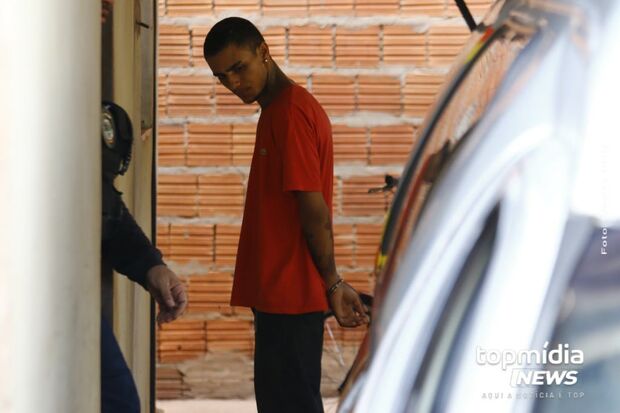 Jovem que atirou na cabeça do amigo em 'roleta-russa' é preso no Tijuca