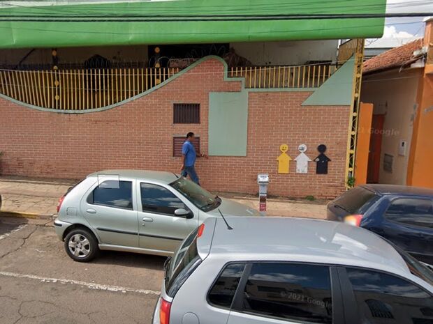 Bandidos invadem Centro Beneficente Espanhol e levam até vaso sanitário em Campo Grande