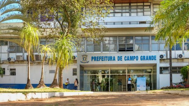 Salário dos servidores municipais cai na conta sábado  em Campo Grande