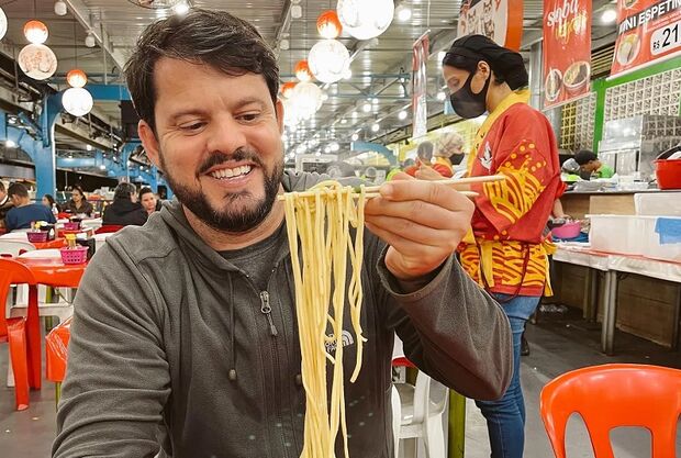 Youtuber descobridor de sabores faz 48 horas de 'comilança feroz' em Campo Grande